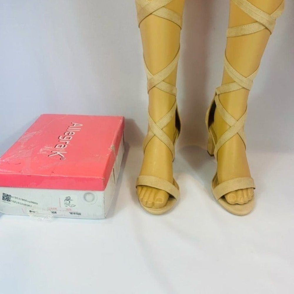 Brand New Size 9 Beige Allegra K Heels